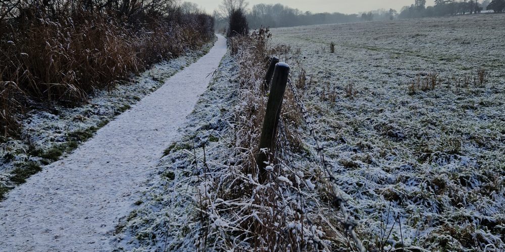 Frosty path to Benson Lock